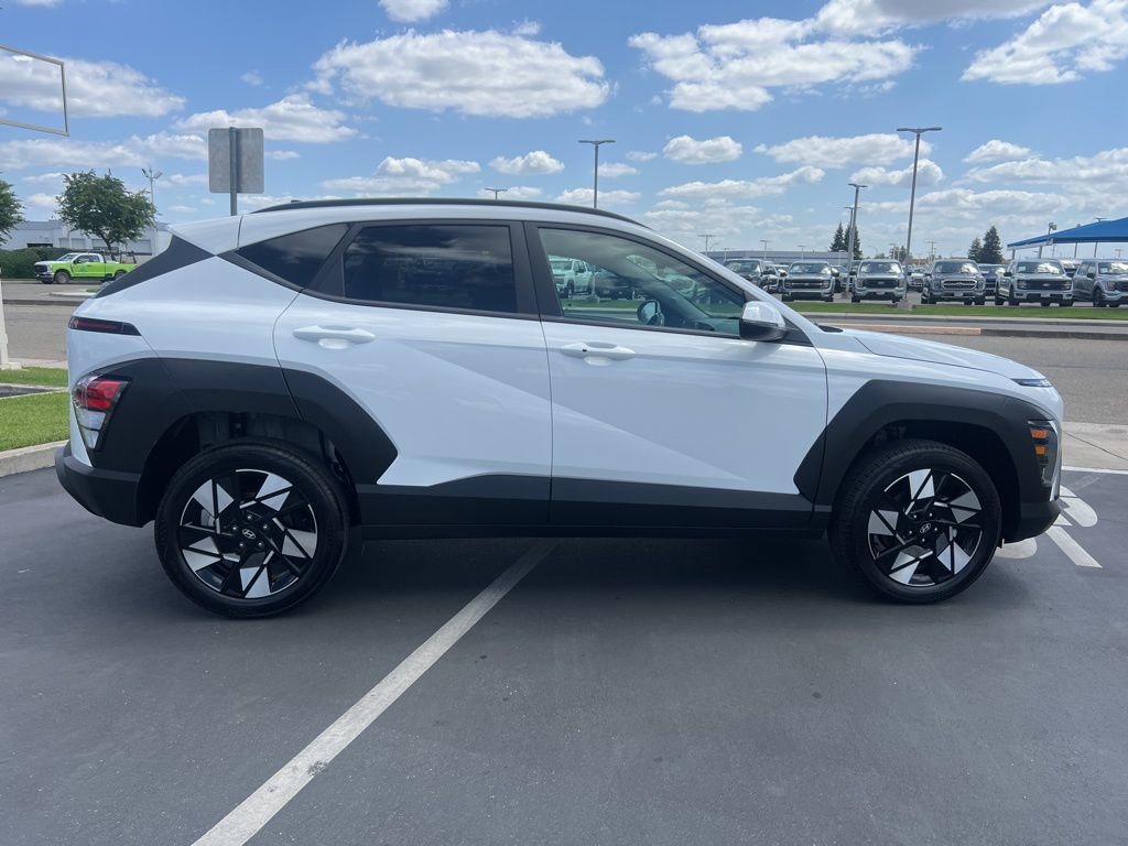 Used 2025 Hyundai Kona SEL AWD/4WD image 14