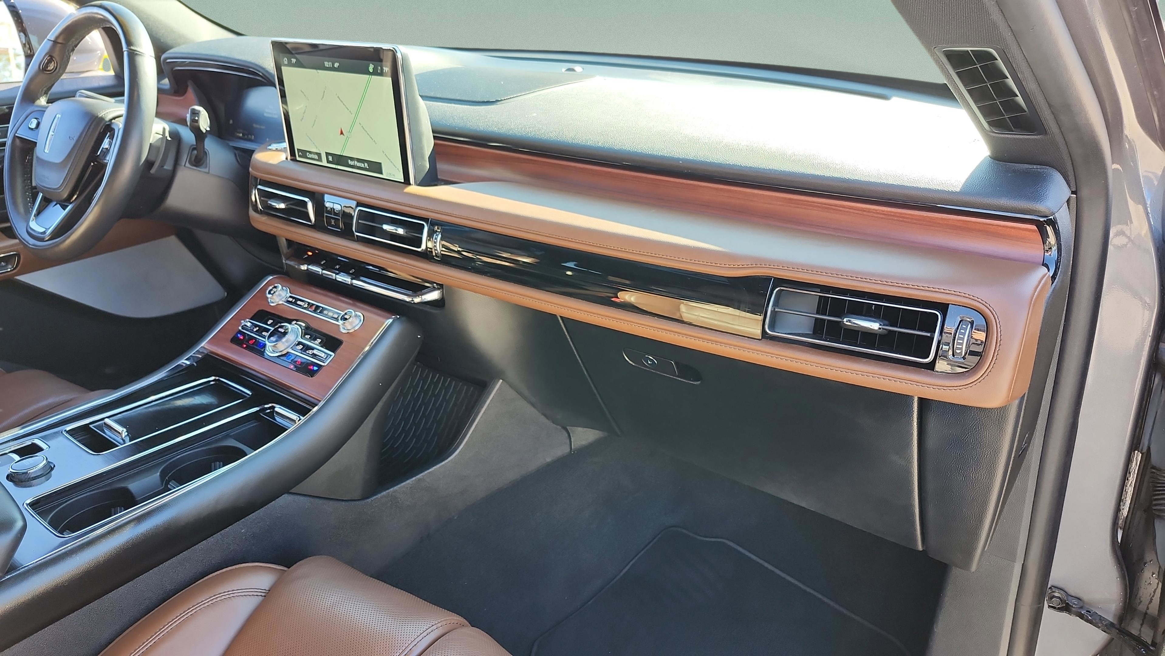 Used 2021 Lincoln Aviator Reserve w/ Equipment Group 208A image 26