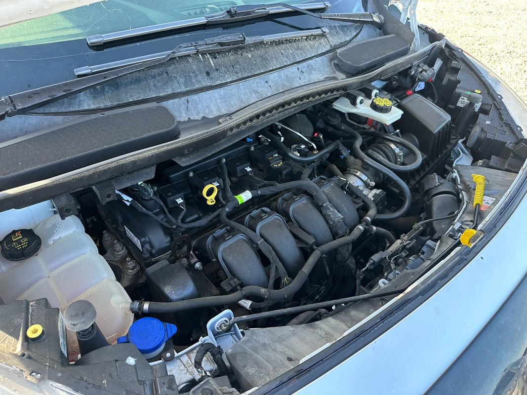 Used 2020 Ford Transit Connect XL image 39