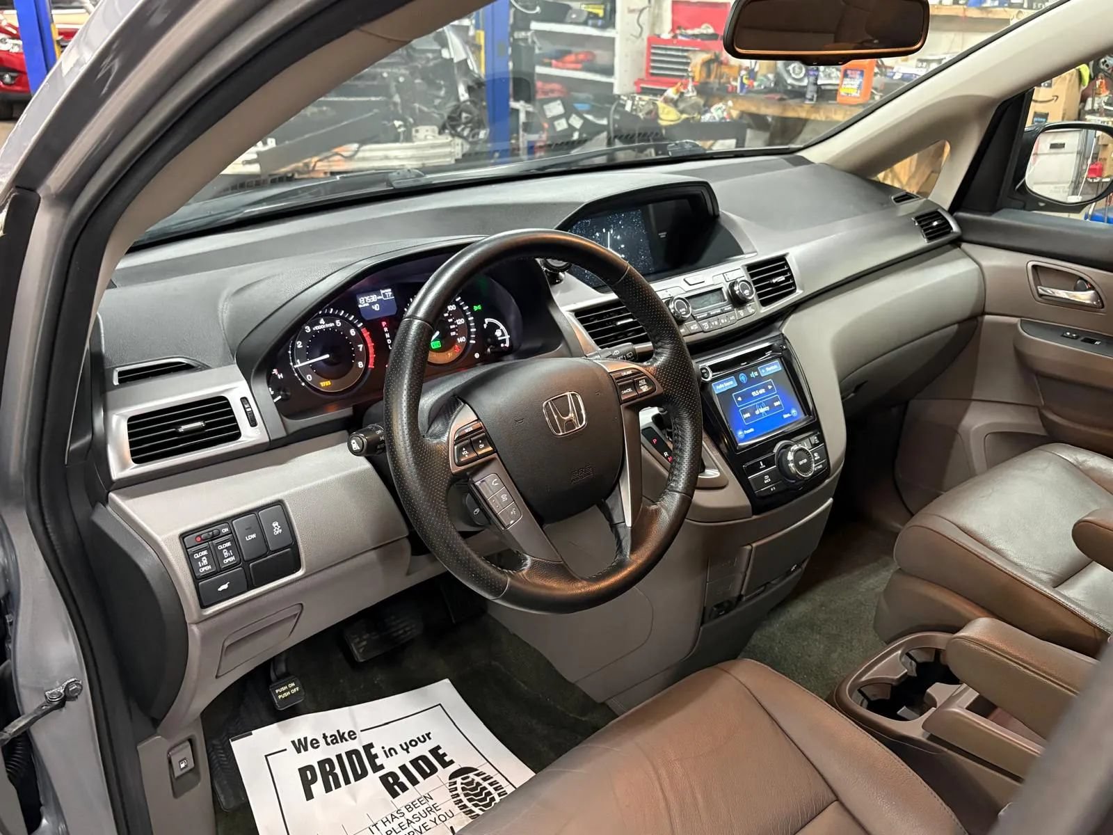 Used 2016 Honda Odyssey EX-L image 17