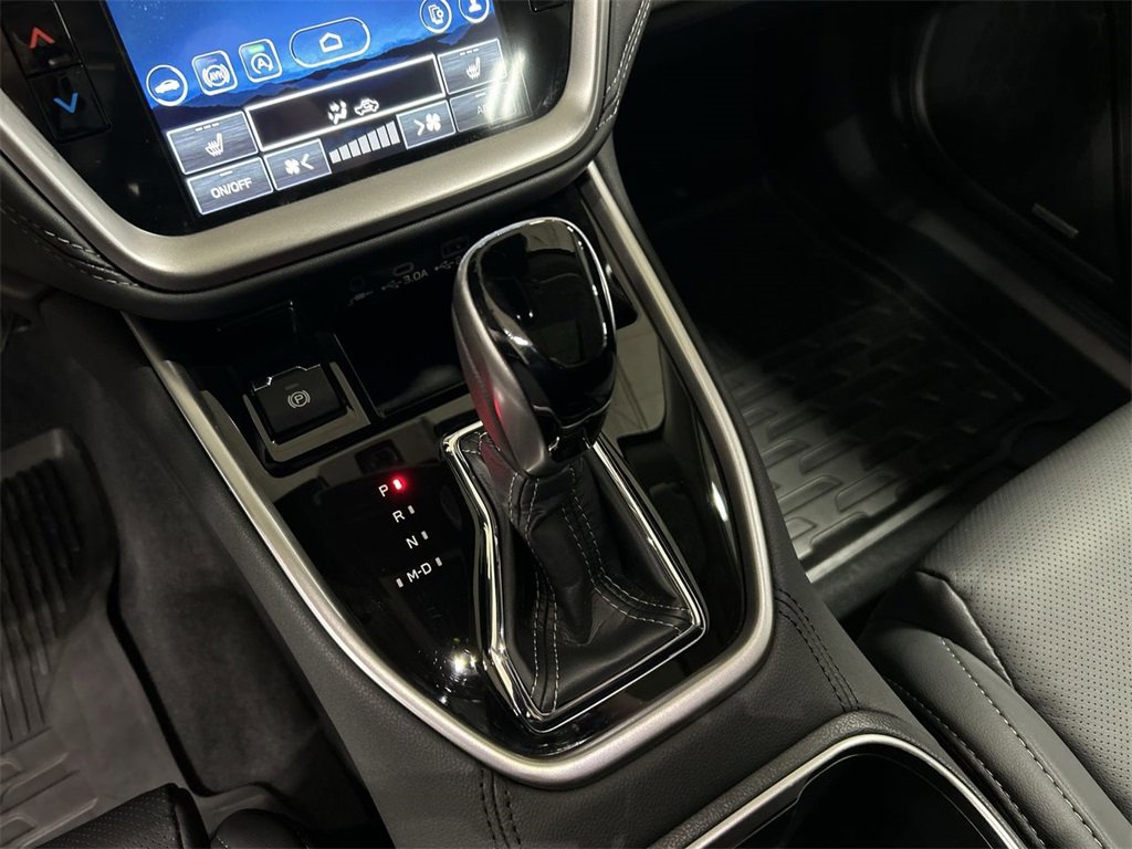 Certified 2025 Subaru Outback Limited image 22