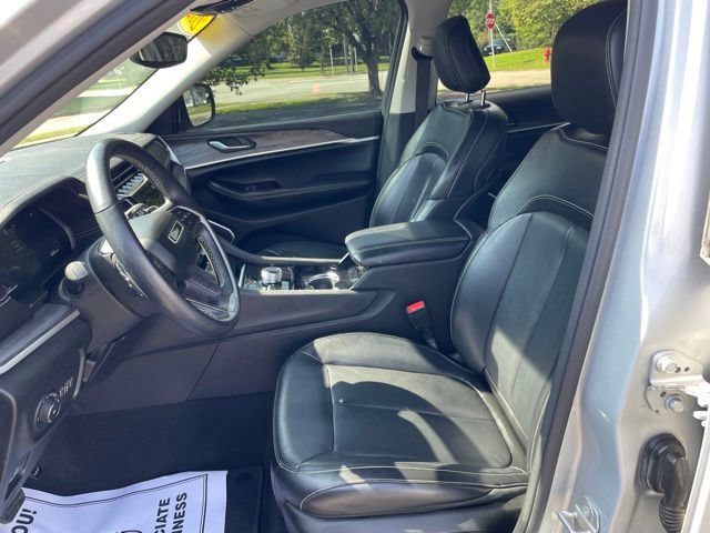 Used 2021 Jeep Grand Cherokee L Limited AWD/4WD image 14