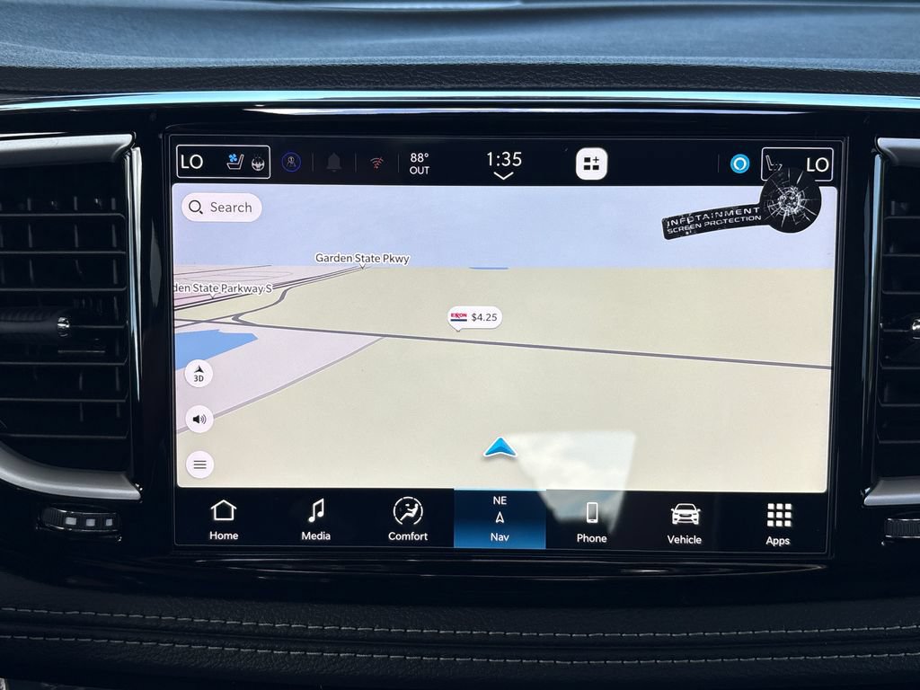 New 2027 Chrysler Pacifica Limited AWD/4WD image 7