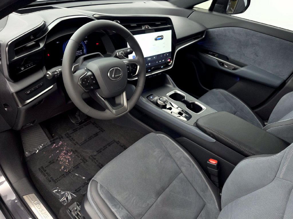 Used 2026 Lexus RZ 450e AWD w/ Accessory Package (Z2) image 10