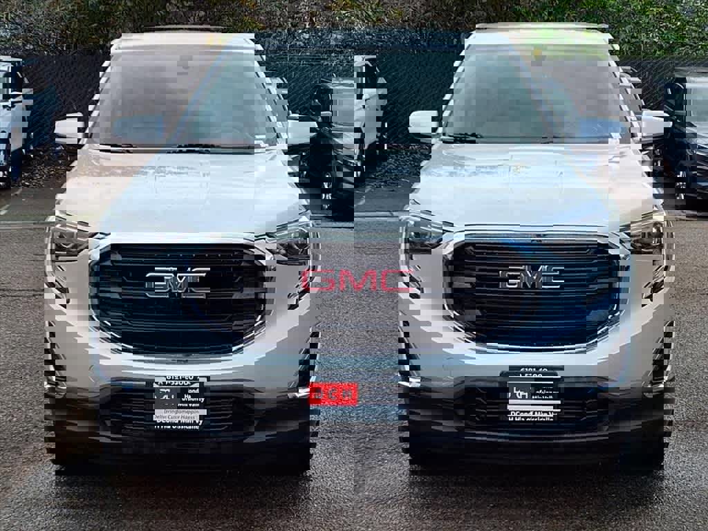 Used 2018 GMC Terrain SLE image 2