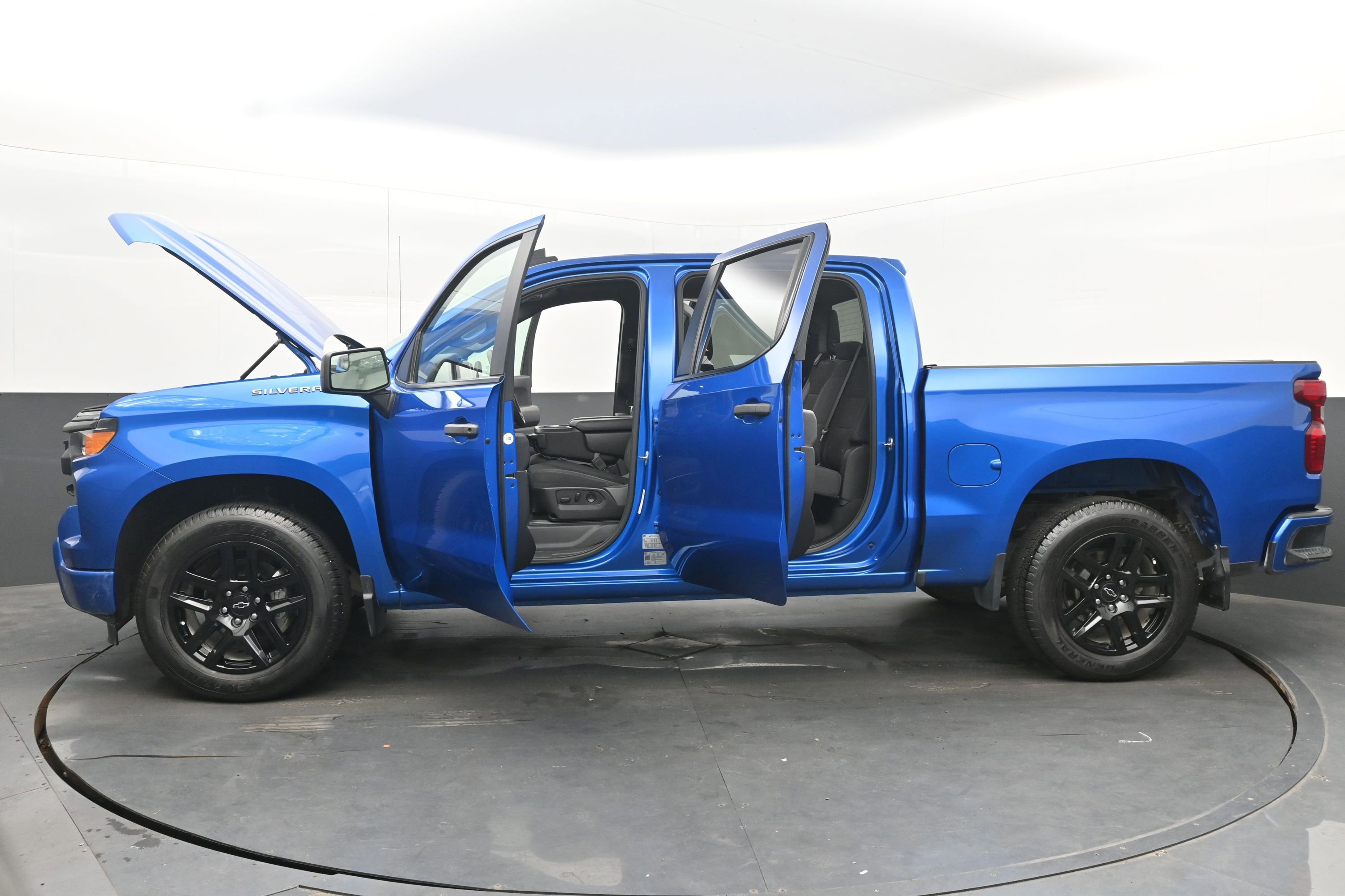 Used 2023 Chevrolet Silverado 1500 Custom image 43