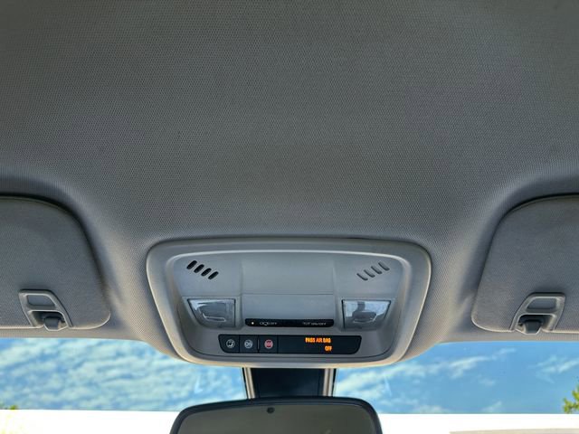 Used 2018 Chevrolet Malibu LT FWD image 27