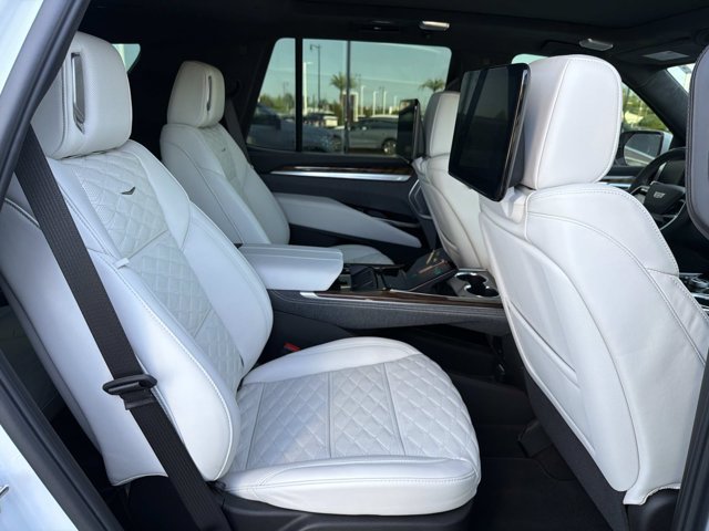 Used 2026 Cadillac Escalade Platinum Sport AWD/4WD image 22