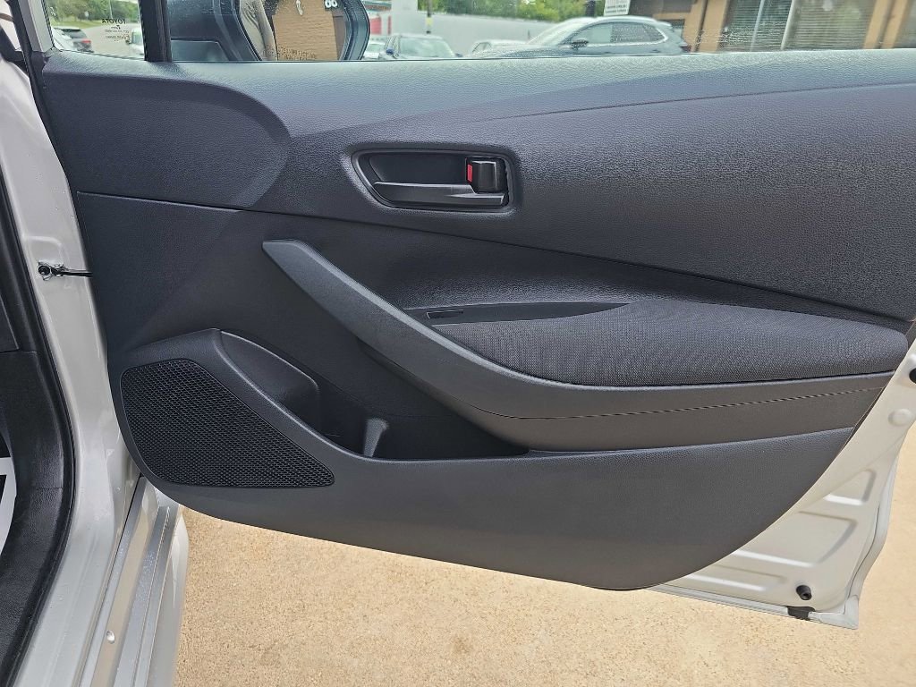 Used 2024 Toyota Corolla LE image 21