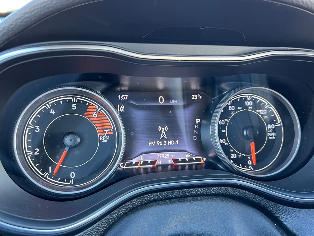 Used 2019 Jeep Cherokee Trailhawk image 20