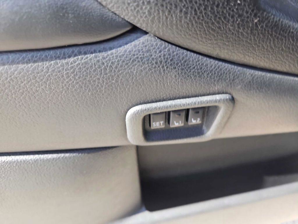 Used 2014 Nissan Murano LE w/ Platinum Edition Package image 14