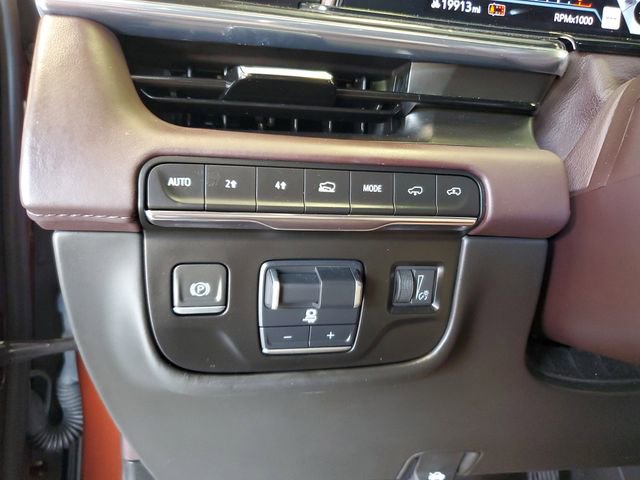 Used 2023 Cadillac Escalade Sport Platinum w/ LPO, ONYX Package AWD/4WD image 29