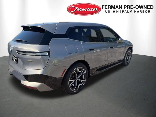 Used 2024 BMW iX xDrive50 w/ Premium Package image 2