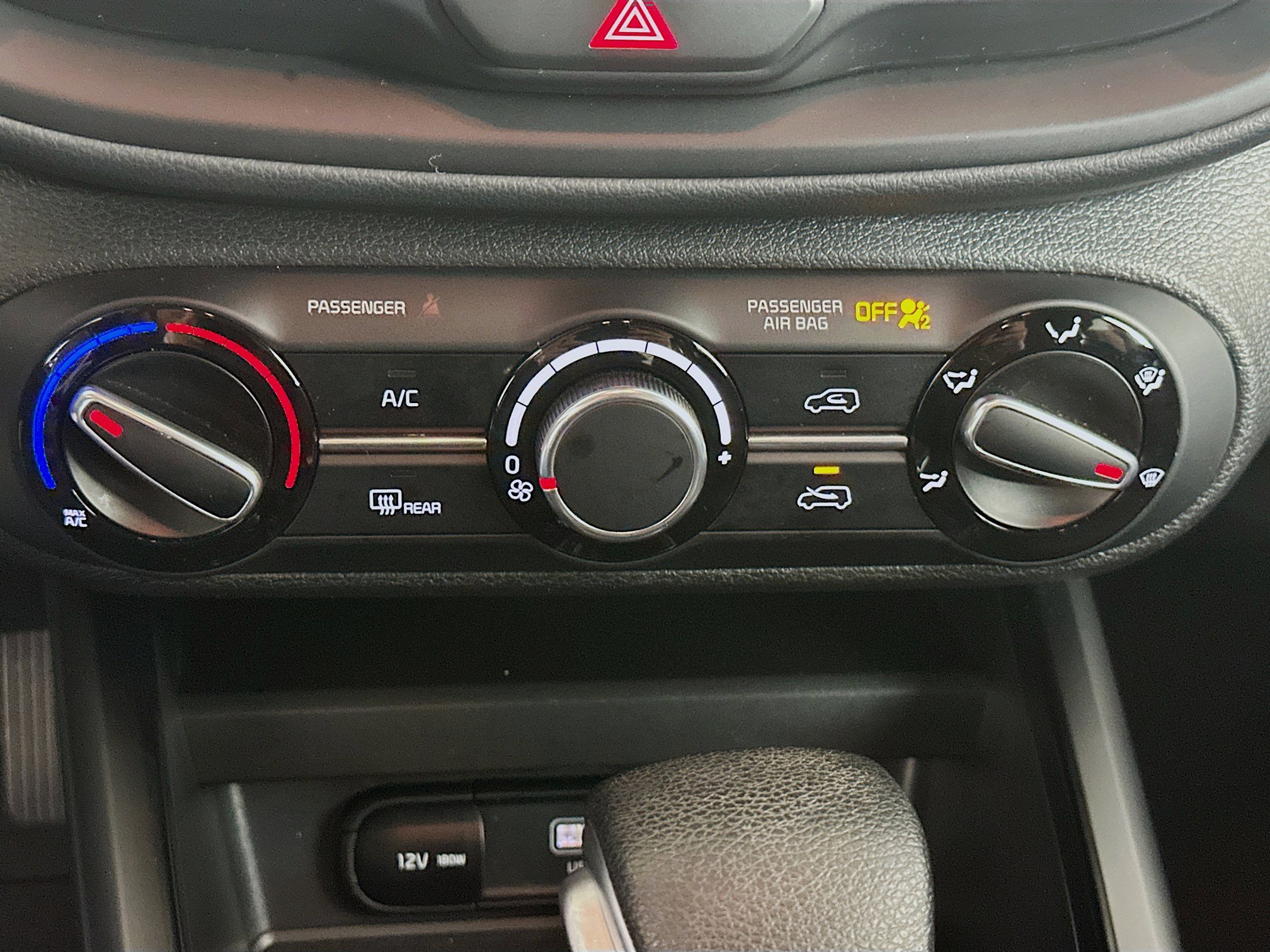 Used 2025 Kia Soul LX w/ LX Technology Package image 23