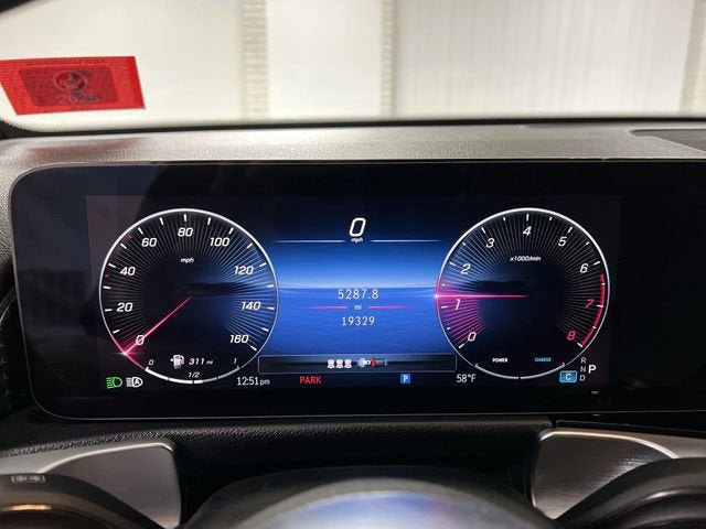 Used 2024 Mercedes-Benz GLB 250 4MATIC image 12