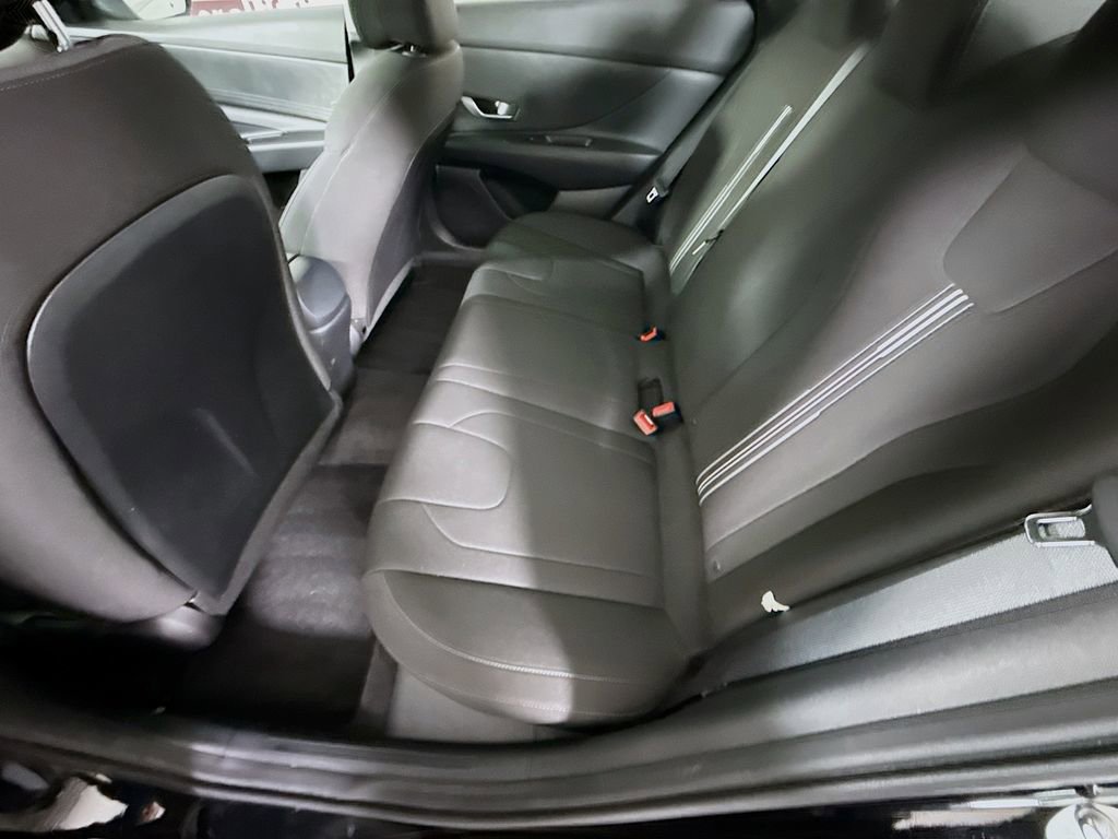 Certified 2022 Hyundai Elantra SEL w/ Cargo Package image 26