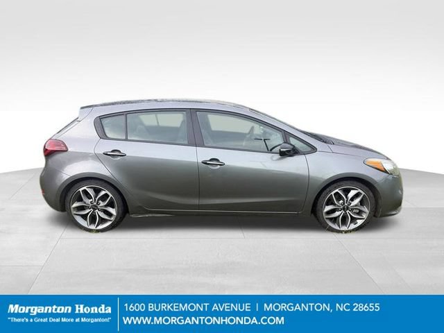 Used 2016 Kia Forte SX FWD image 9