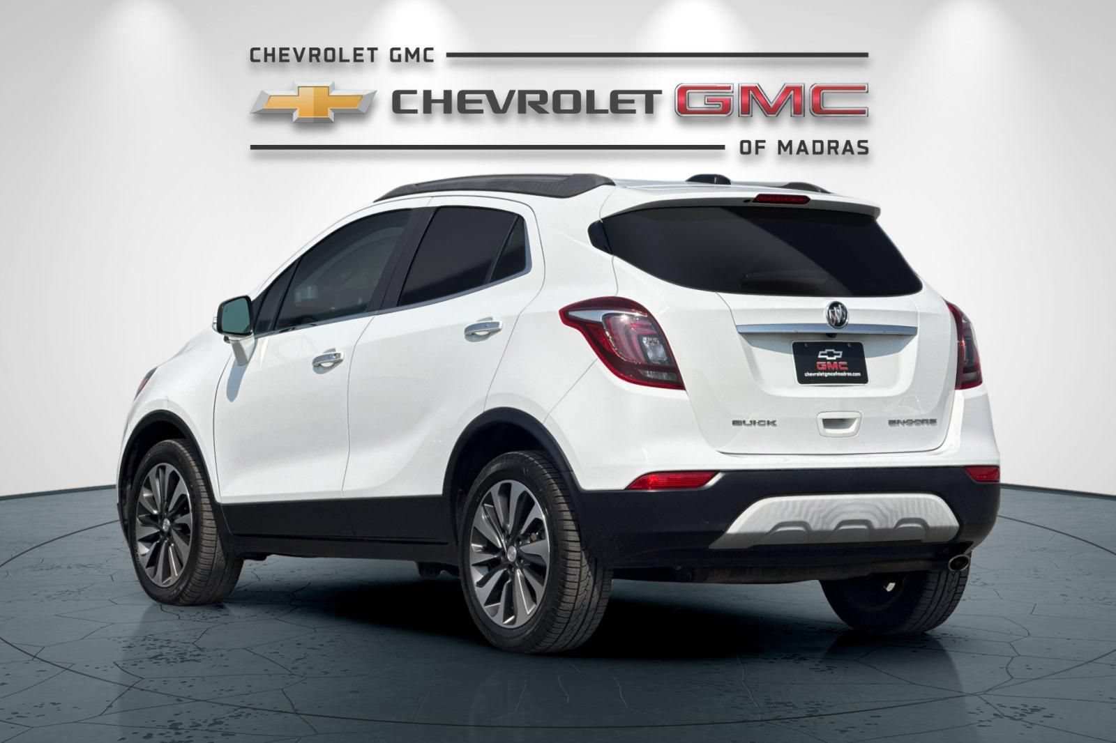 Used 2018 Buick Encore Essence FWD image 5