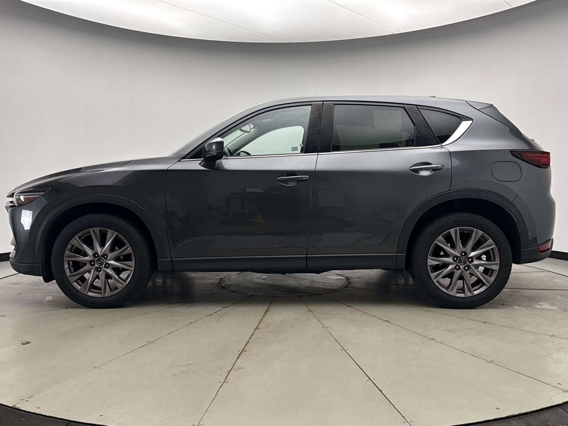 Used 2019 MAZDA CX-5 Grand Touring AWD/4WD image 2