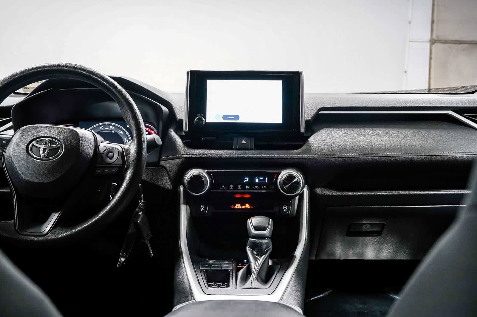 Certified 2025 Toyota RAV4 LE FWD image 14