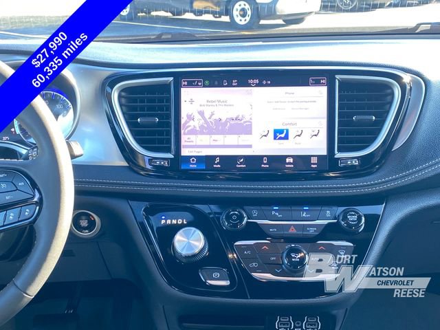 Used 2023 Chrysler Pacifica Touring-L w/ S Appearance Package image 20