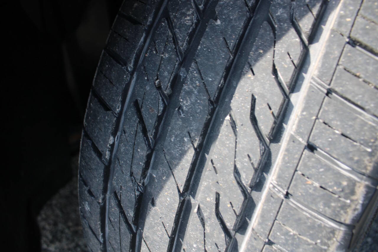 Used 2020 Ford Fusion SE w/ Equipment Group 151A image 11