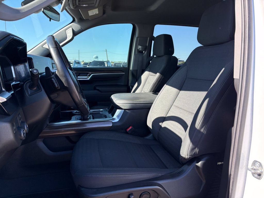 Used 2023 Chevrolet Silverado 1500 RST RWD image 14