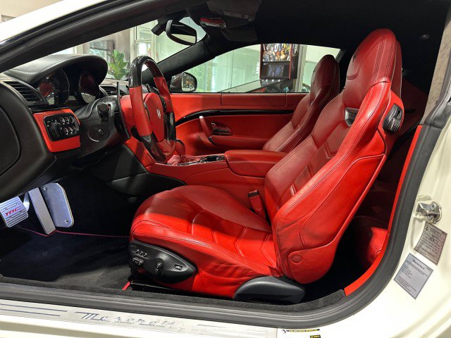 Used 2013 Maserati GranTurismo MC RWD image 41