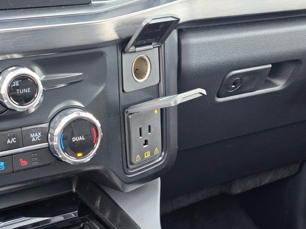 New 2026 Ford F350 Lariat w/ Tremor Off-Road Package image 29