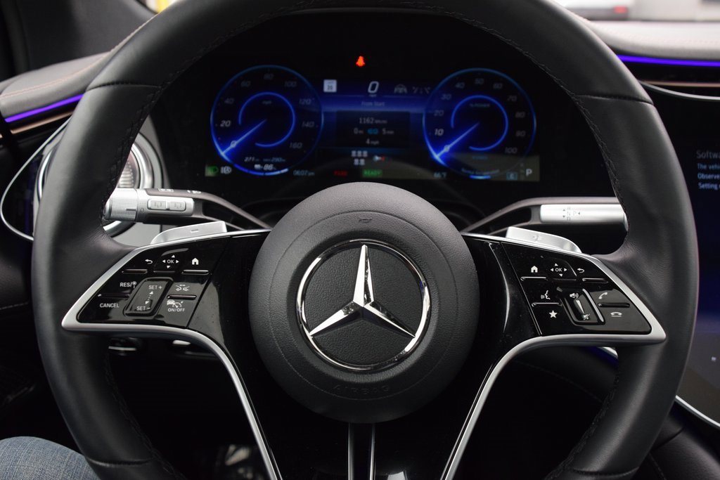 Used 2025 Mercedes-Benz EQS 450+ SUV image 23