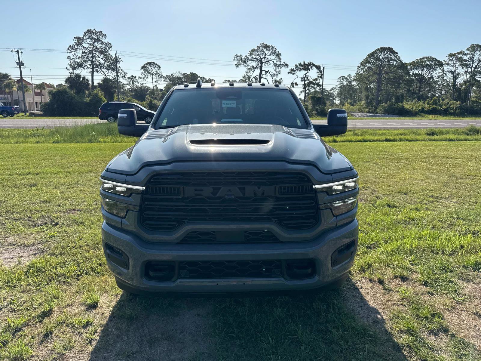 New 2026 RAM 2500 Laramie AWD/4WD image 8