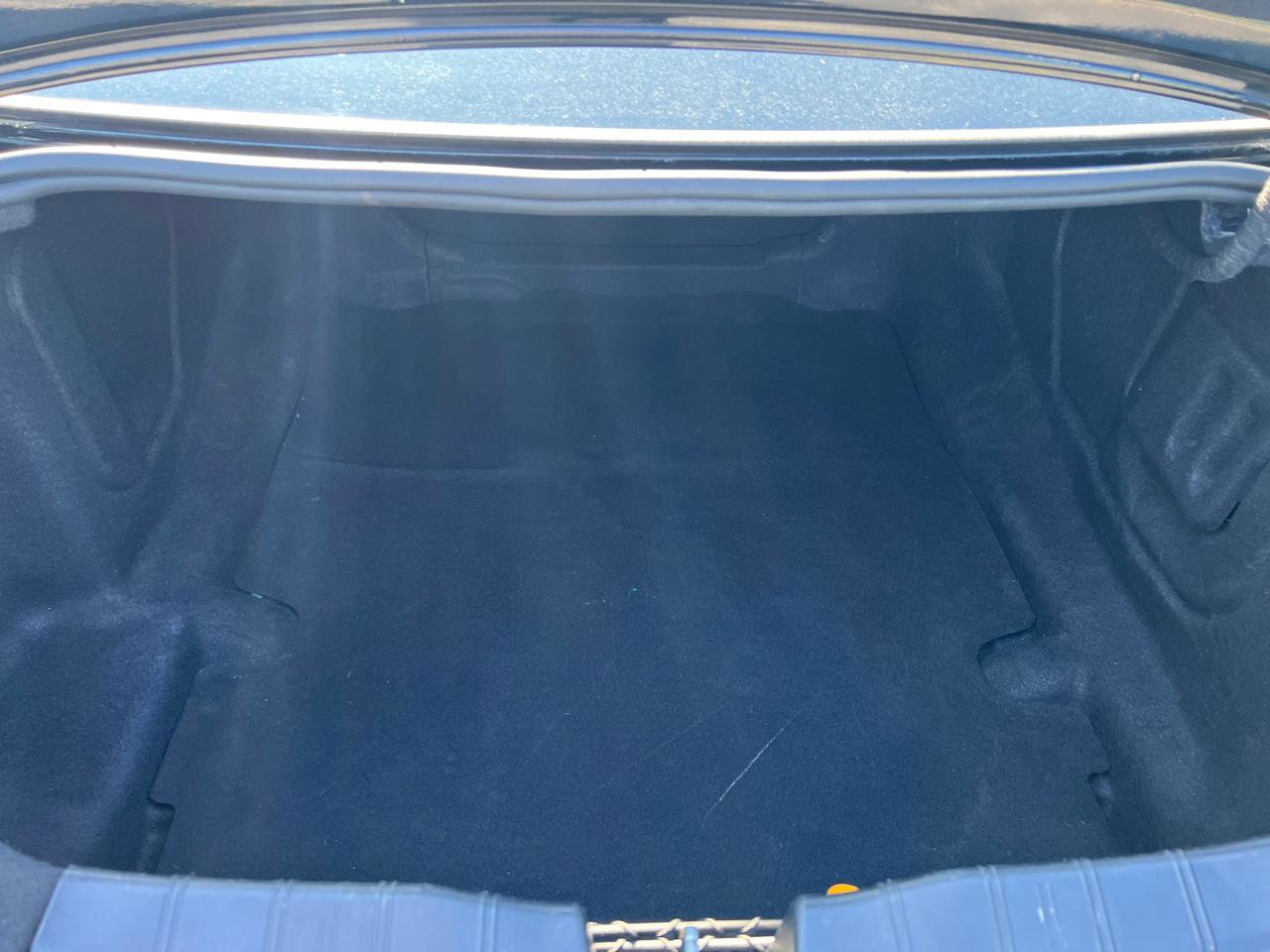 Used 2017 Chevrolet Camaro LT w/ Technology Package RWD image 32