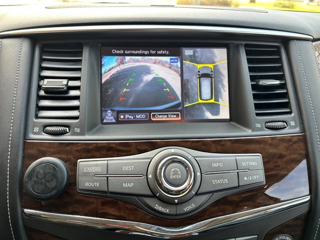 Used 2017 Nissan Armada Platinum w/ Captain Seat Package image 29