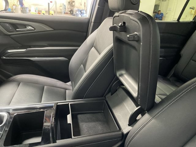 Certified 2025 Chevrolet Traverse LT AWD/4WD image 21