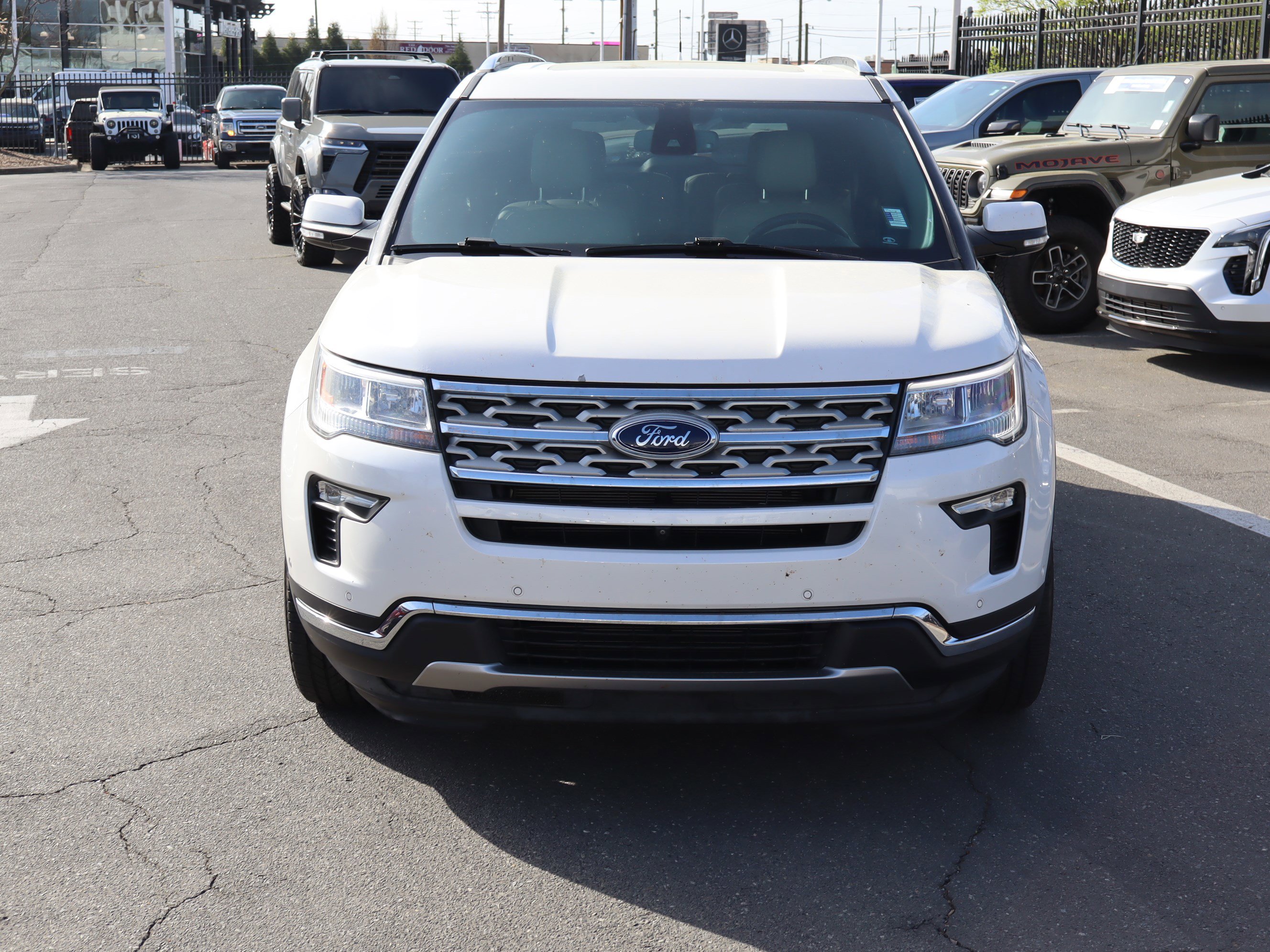 Used 2018 Ford Explorer Limited w/ Equipment Group 301A image 3