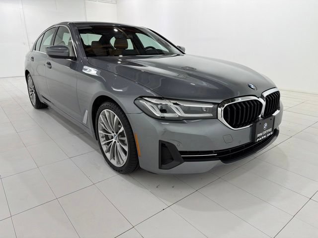 Certified 2023 BMW 530i xDrive w/ Convenience Package AWD/4WD image 7