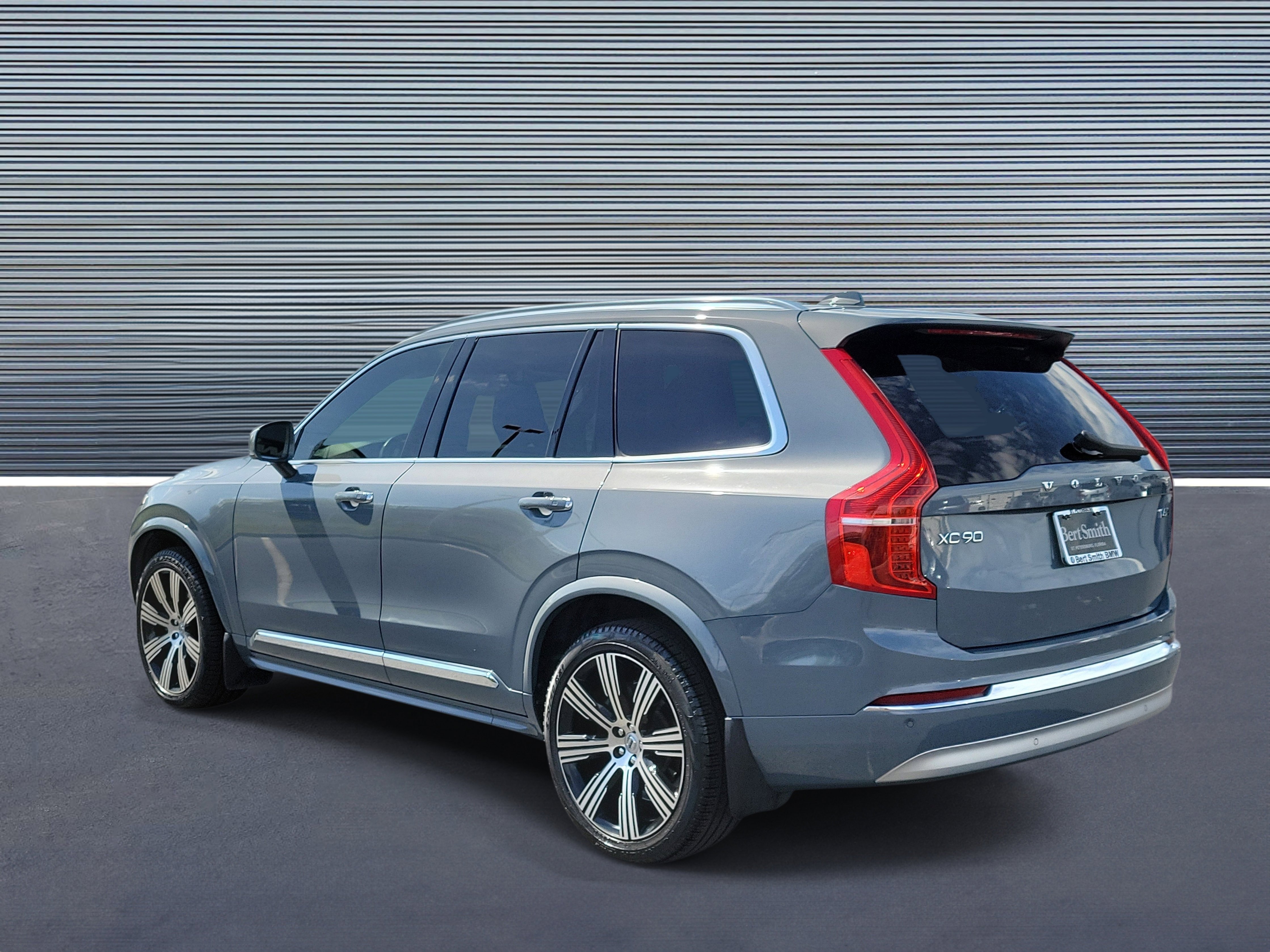 Used 2022 Volvo XC90 T6 Inscription AWD/4WD image 4