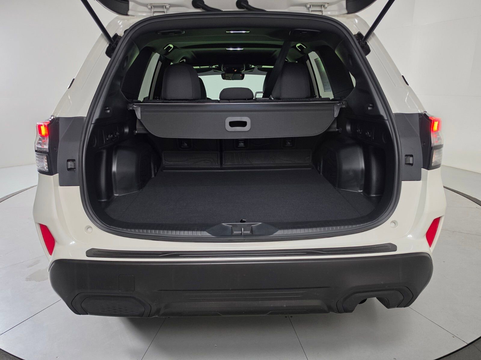 Certified 2025 Subaru Forester Premium AWD/4WD image 20
