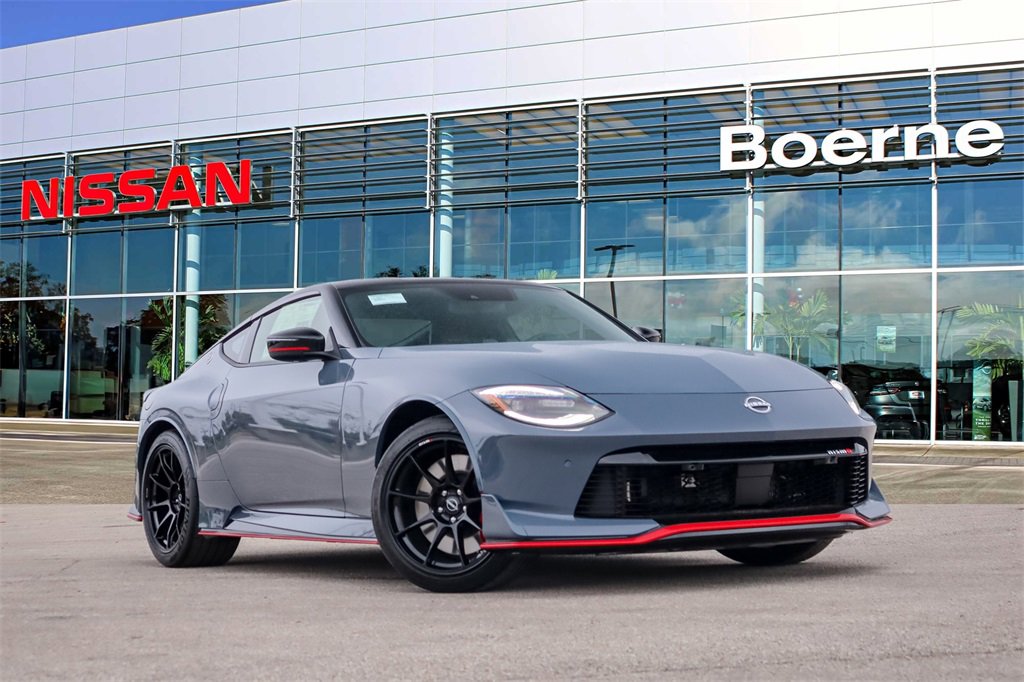 New 2025 Nissan Z NISMO w/ Floor Mat Package