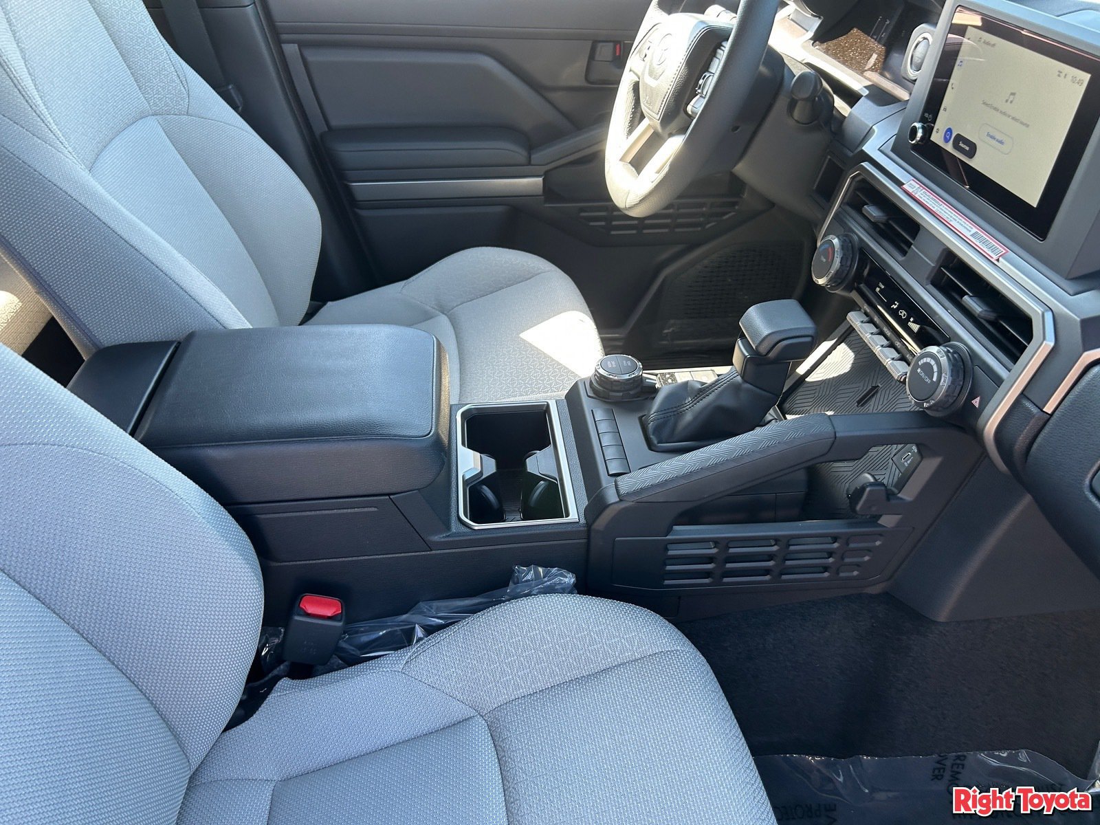 New 2026 Toyota 4Runner SR5 AWD/4WD image 13