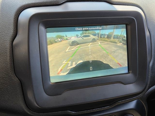 Used 2018 Jeep Renegade Latitude image 25