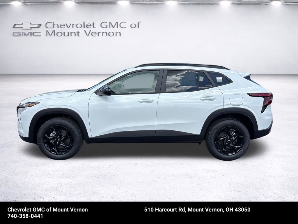 New 2026 Chevrolet Trax LT w/ Driver Confidence Package FWD image 2
