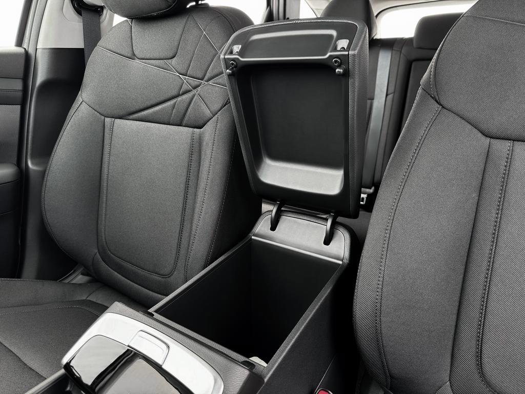 New 2025 Hyundai Tucson SE image 18