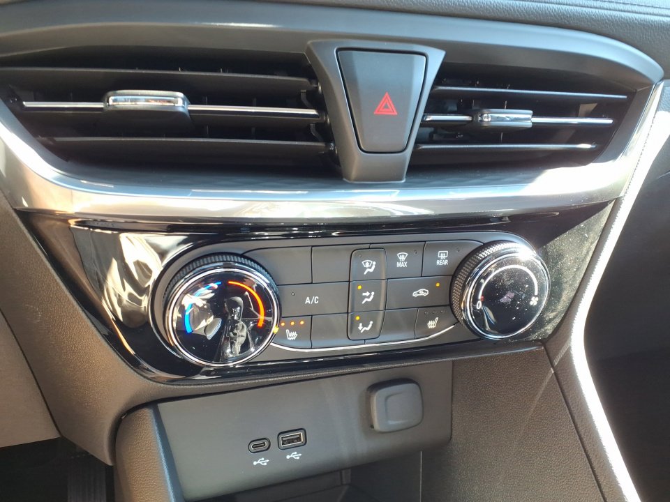 New 2026 Buick Encore GX Sport Touring w/ Comfort Package image 19