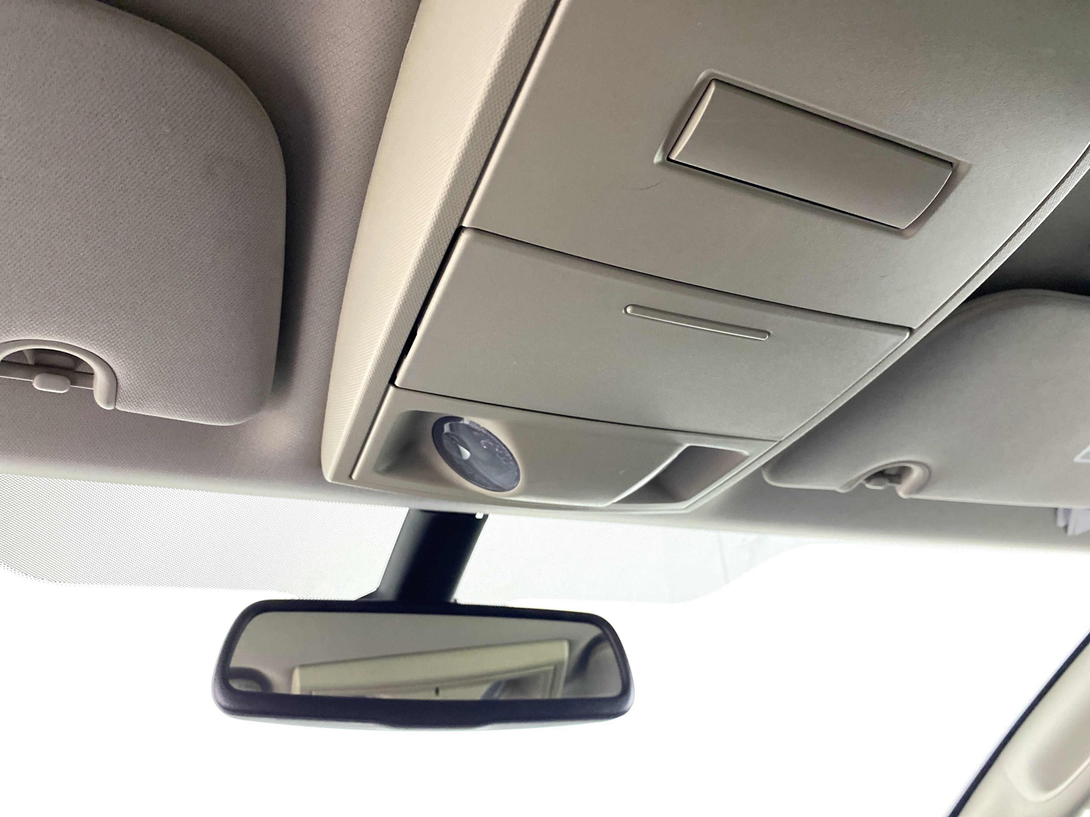 Used 2018 Dodge Grand Caravan SE w/ UConnect Hands-Free Group FWD image 24