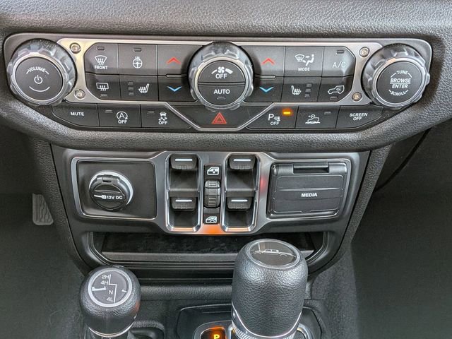 New 2026 Jeep Gladiator Sport image 16