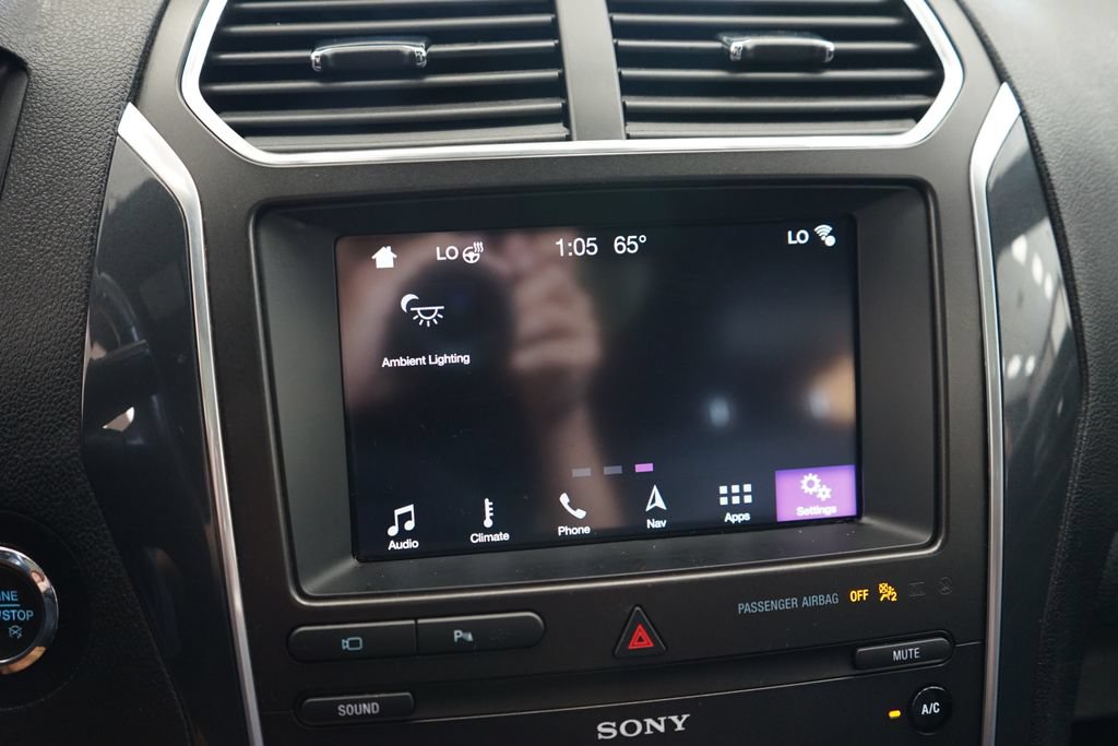 Used 2019 Ford Explorer Limited w/ Class III Trailer Tow Package AWD/4WD image 40