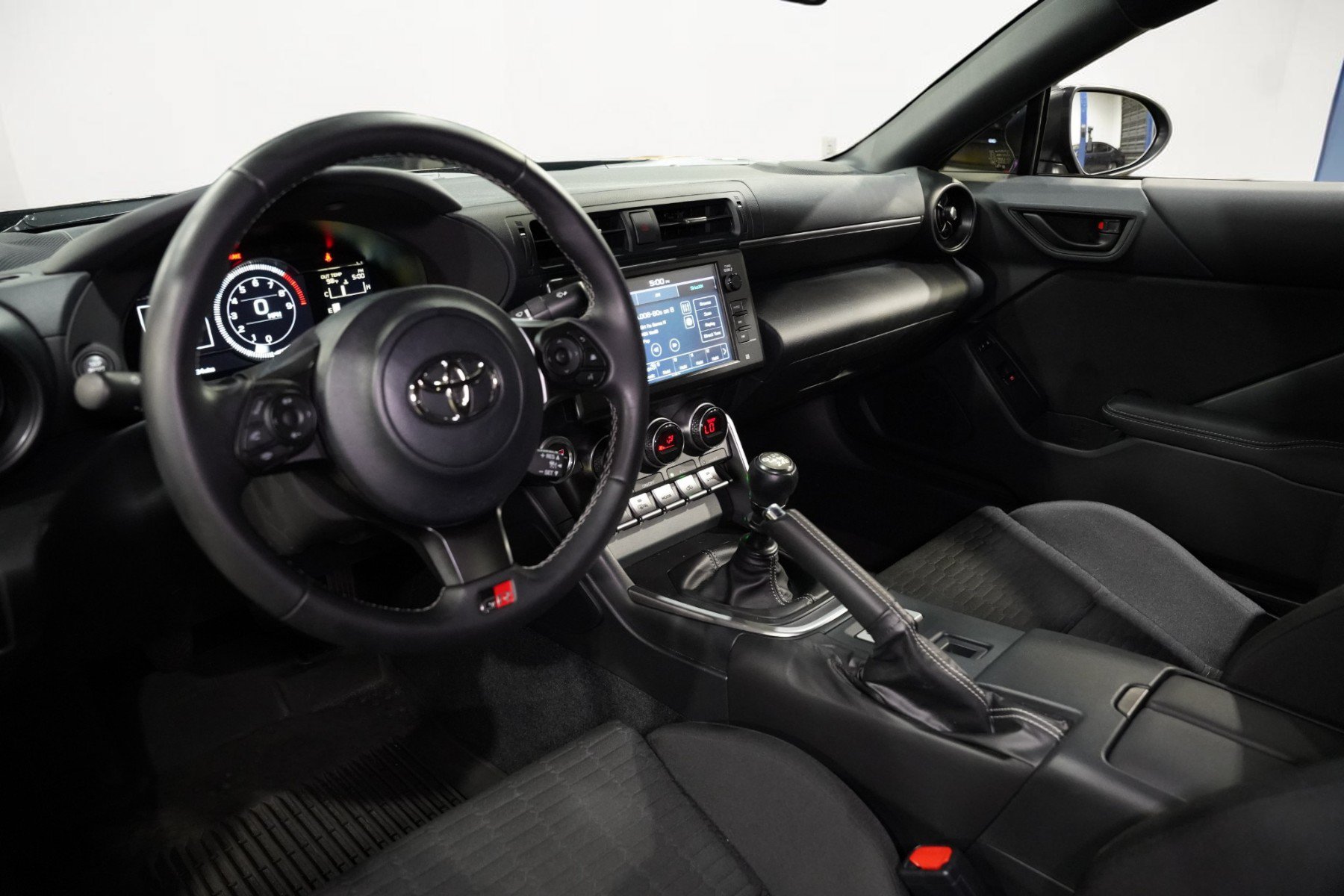 Used 2026 Toyota GR86 RWD image 2