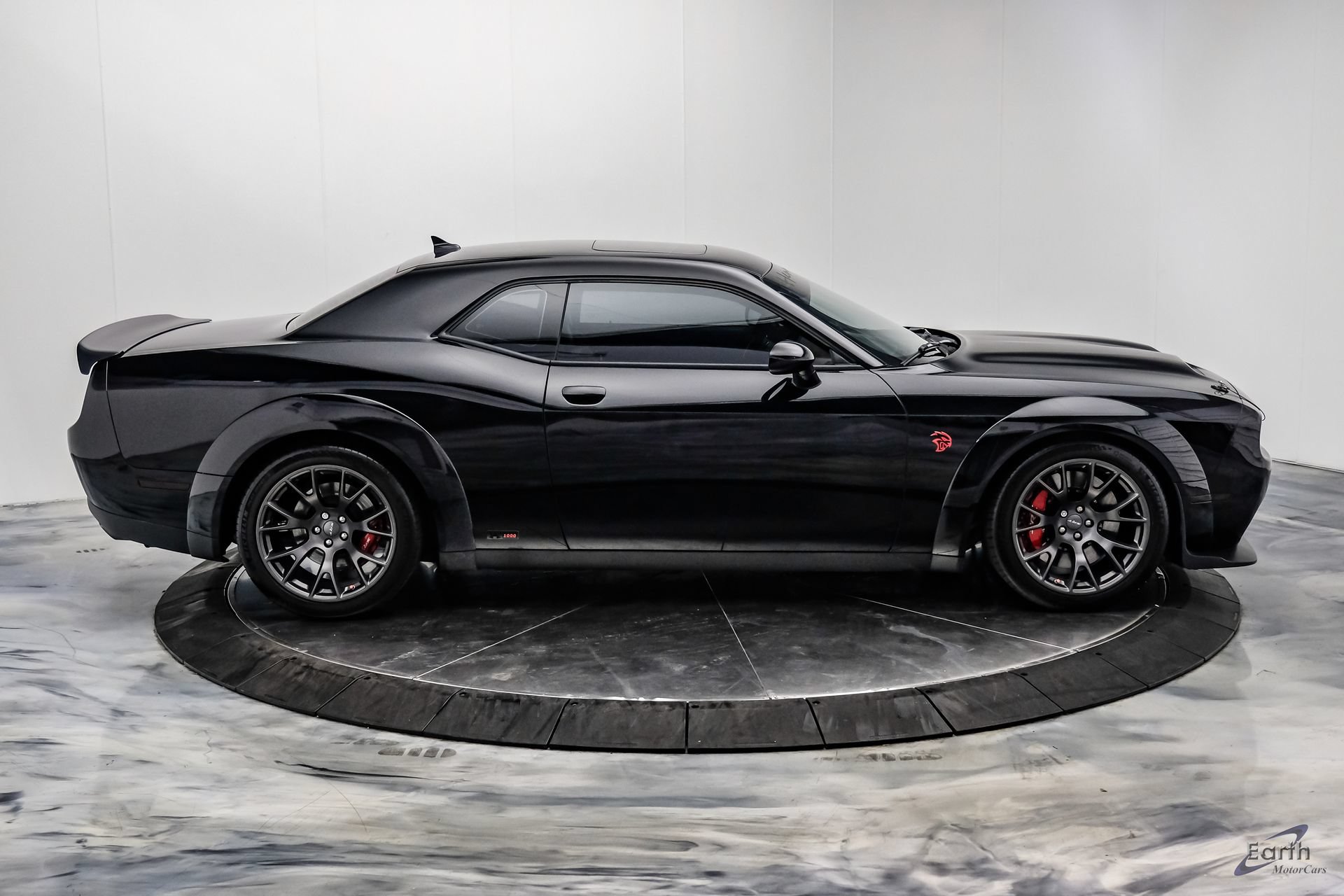 Used 2022 Dodge Challenger SRT Hellcat RWD image 26