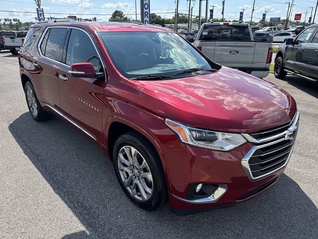 Used 2019 Chevrolet Traverse Premier w/ Driver Confidence II Package FWD image 3